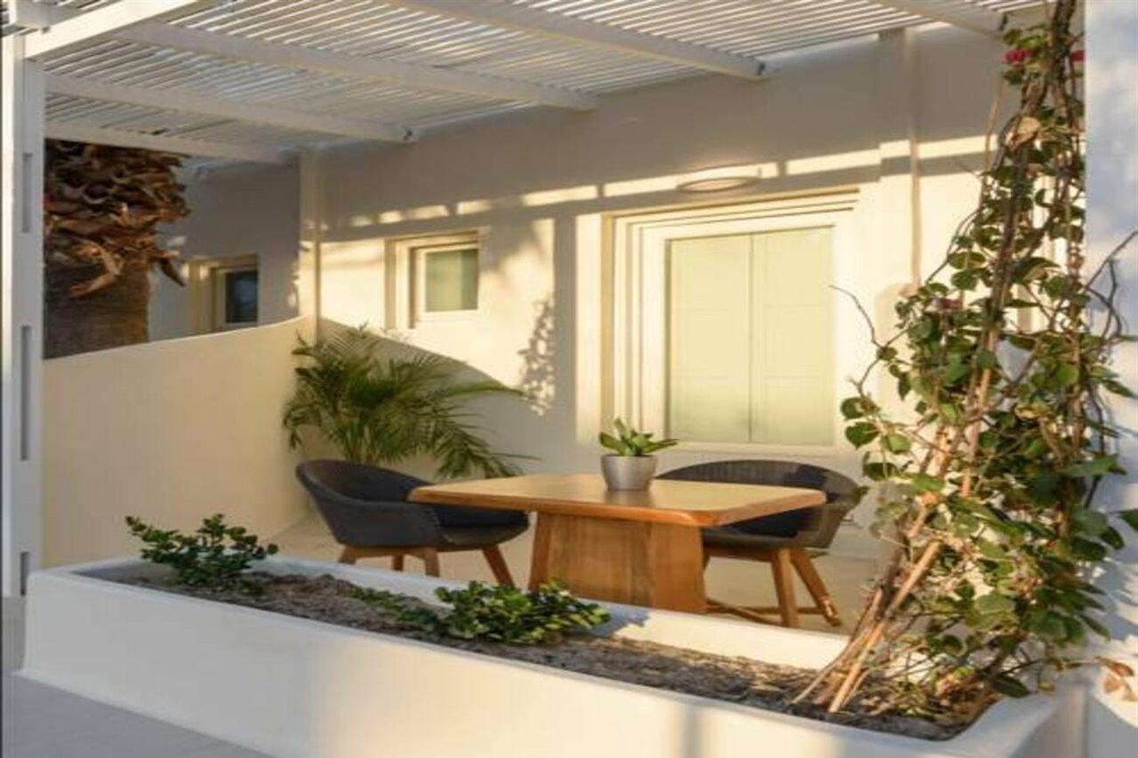 Divelia East Bed & Breakfast Imerovigli  Bagian luar foto