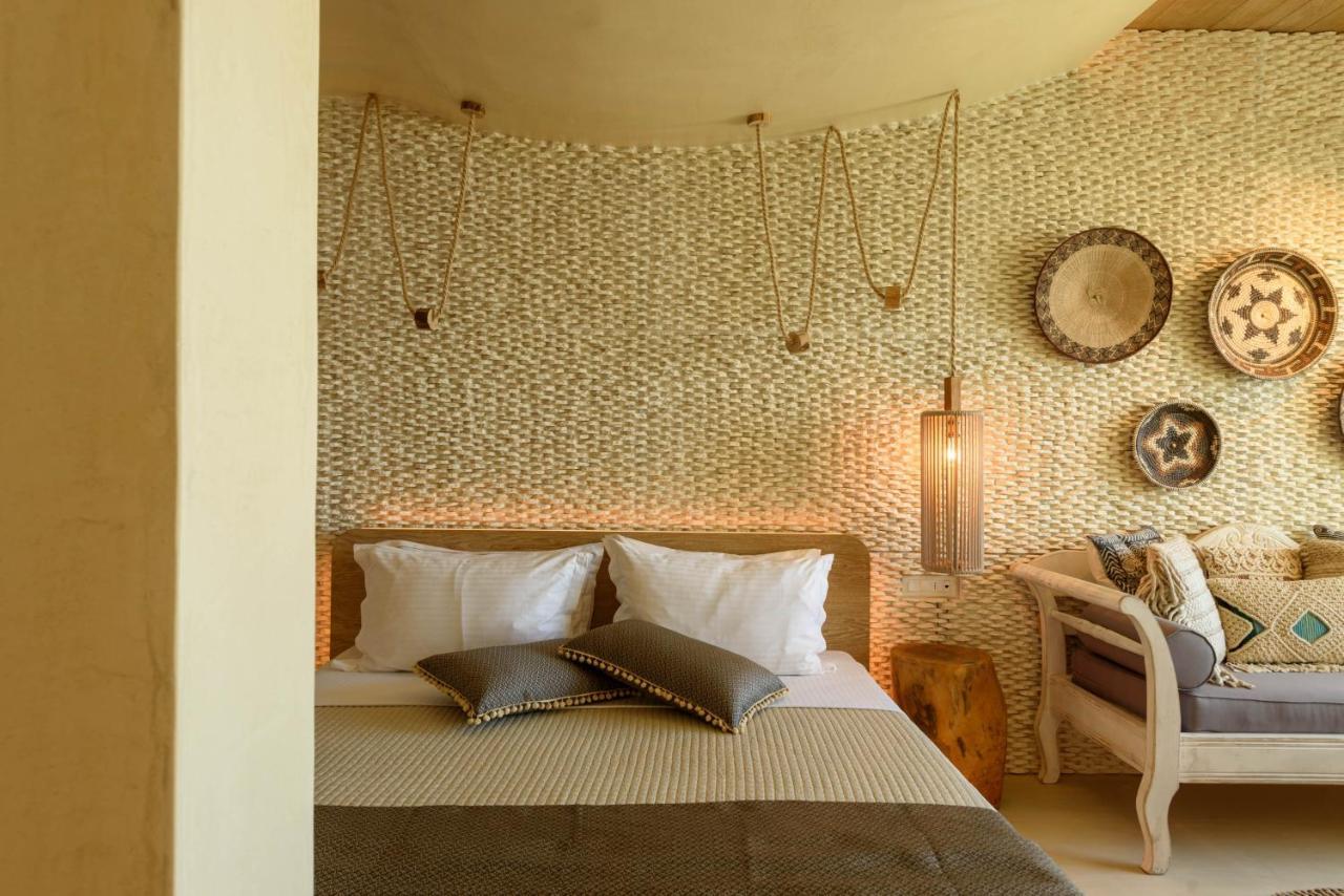 Divelia East Bed & Breakfast Imerovigli  Bagian luar foto